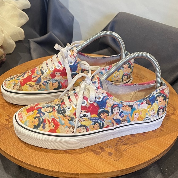 Vans Princess Disney Character Sneakers size 8 1/2 women's - Picture 2 of 10